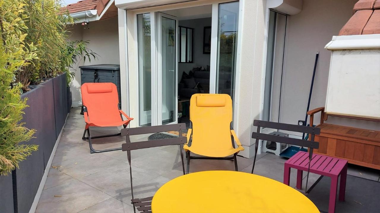 Le Refuge, 2 Personnes, 4 Etoiles Tout Confort Annecy Exterior photo